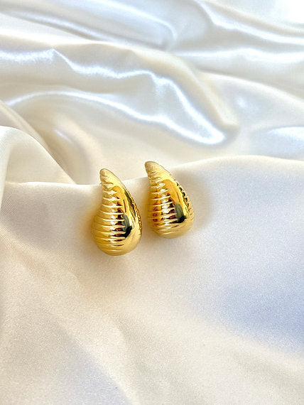 Textured Drop Earrings