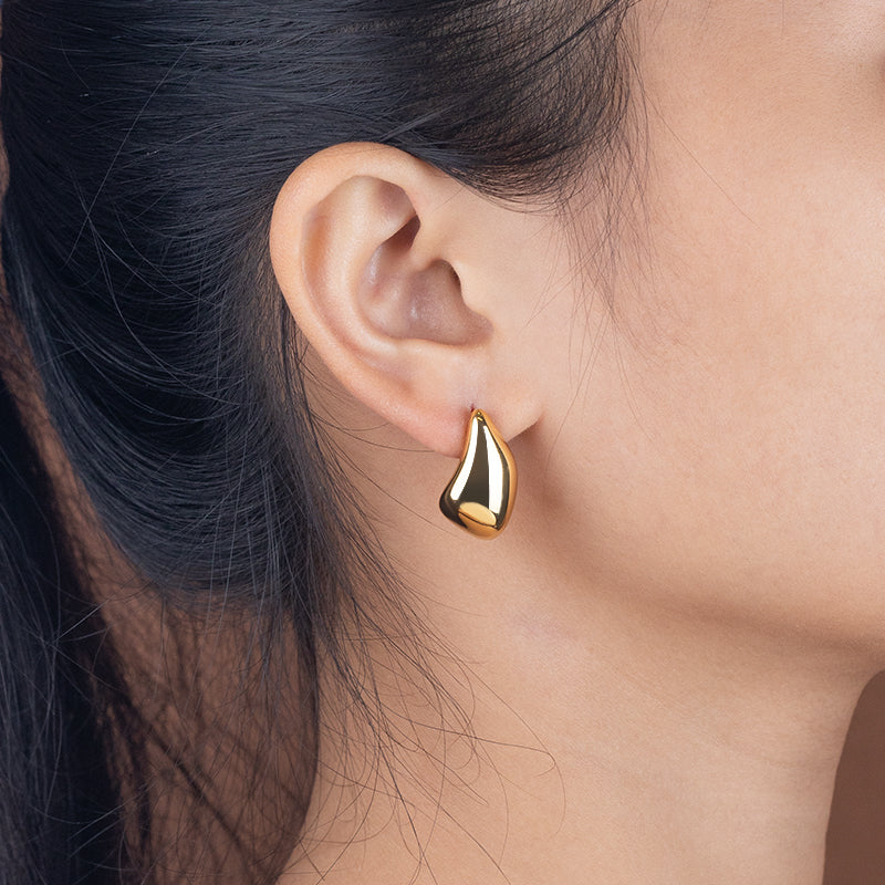 Lustre Drop Earrings