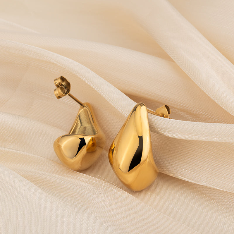 Lustre Drop Earrings