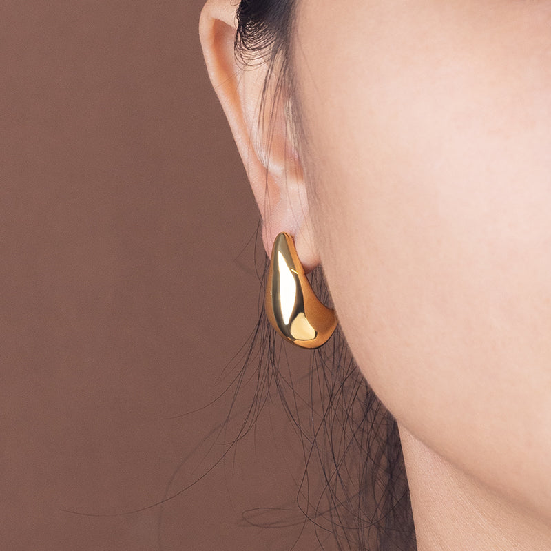 Lustre Drop Earrings