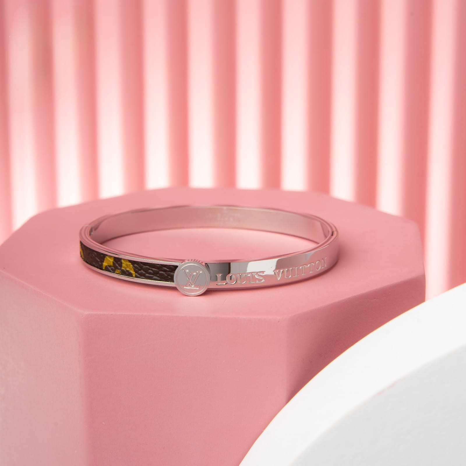 Lustra Enamel Bangle