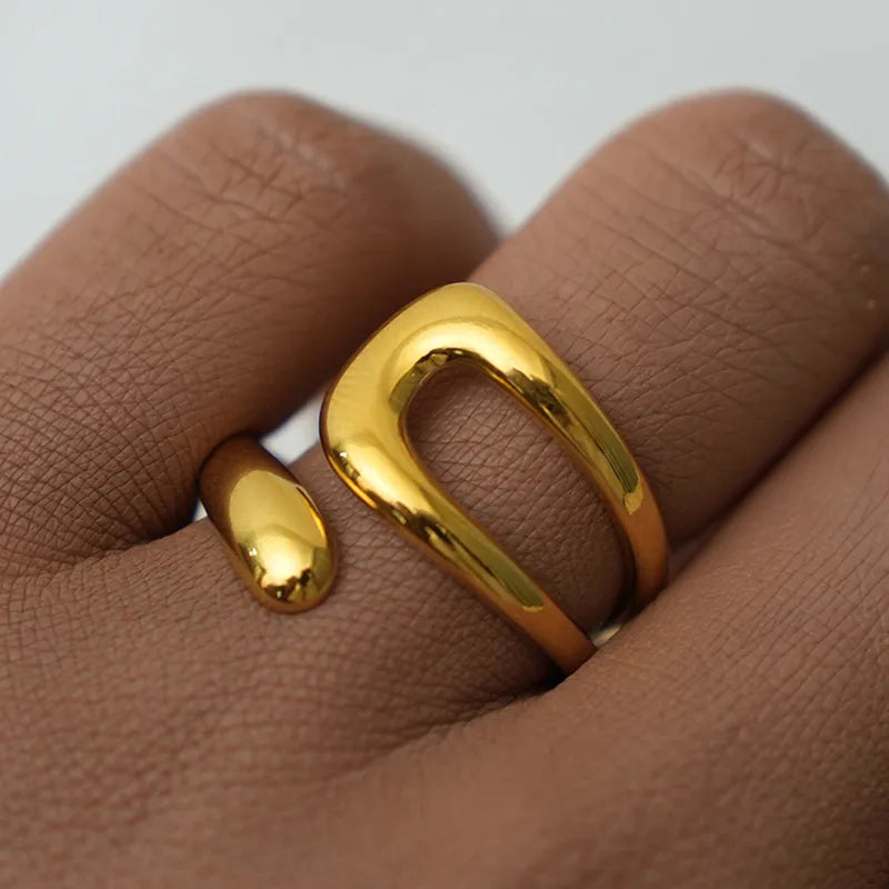 Fluid Grace Ring